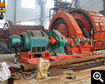 Autogenous grinding and ball milling grinding system